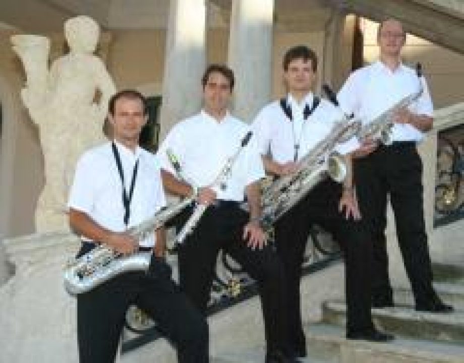 9573-koncert-a-barlangban