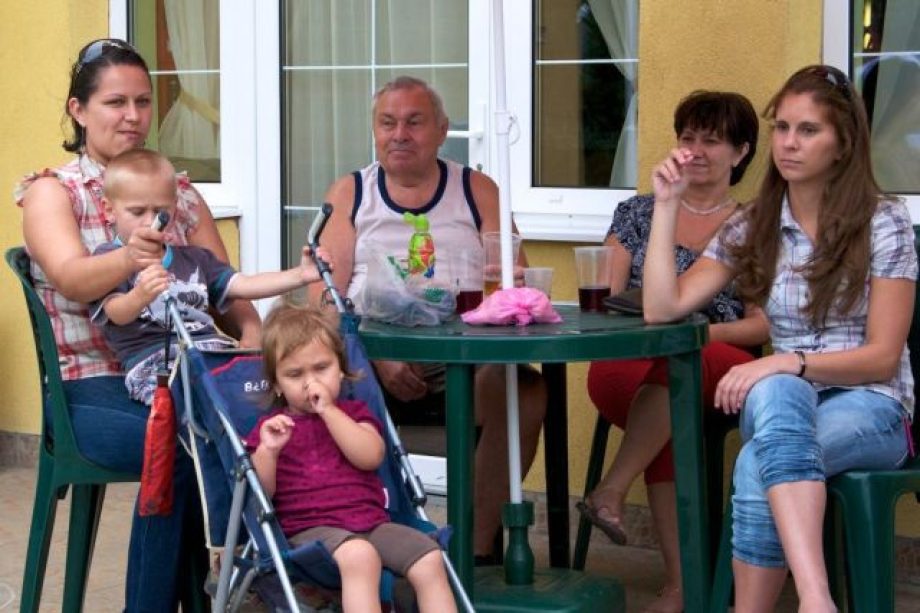 9695-kazincbarcika-mufaji-es-tartalmi-sokszinuseg-jellemzi-a-borsodi-muveszeti-fesztival-szombati-napjat-amikor-ot-helyszinen-reggeltol-estig-tartanak-a-programok-01