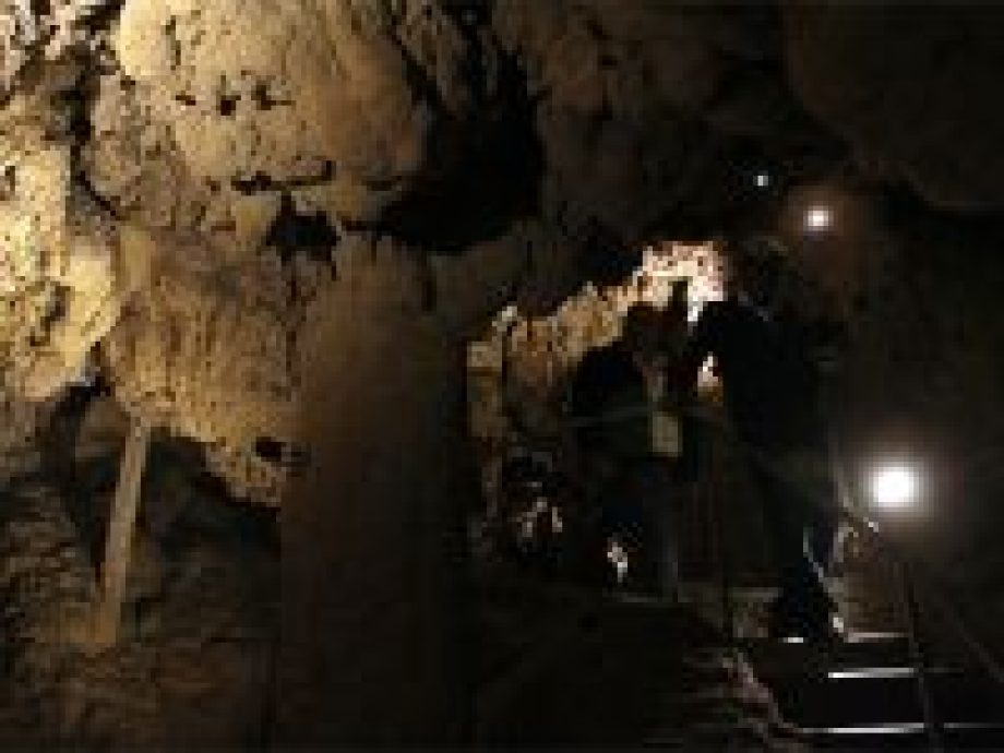 9733-ismet-latogathato-az-anna-barlang