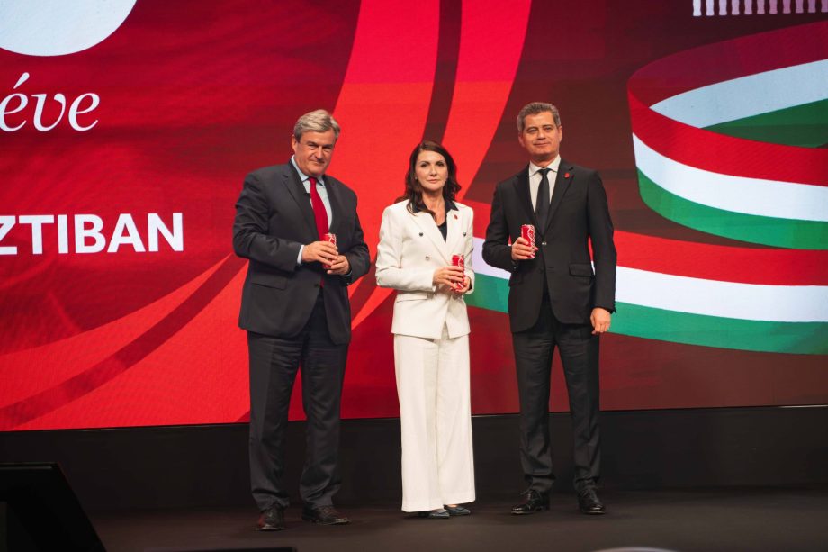 KapitanyIstvan_KovacsAgnes_ZoranBogdanovic