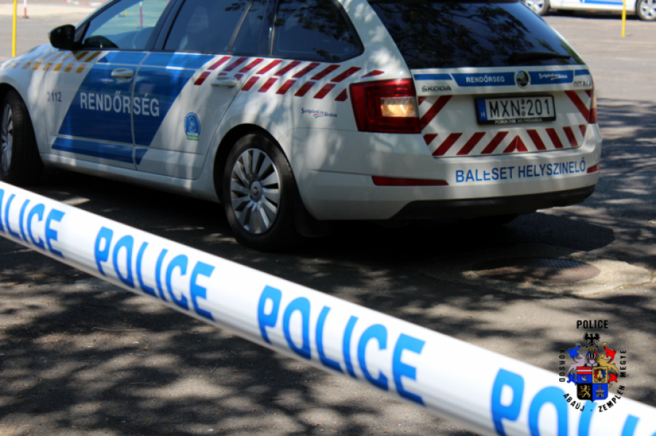 Közlekedési helyszínelő és pajzs_37
