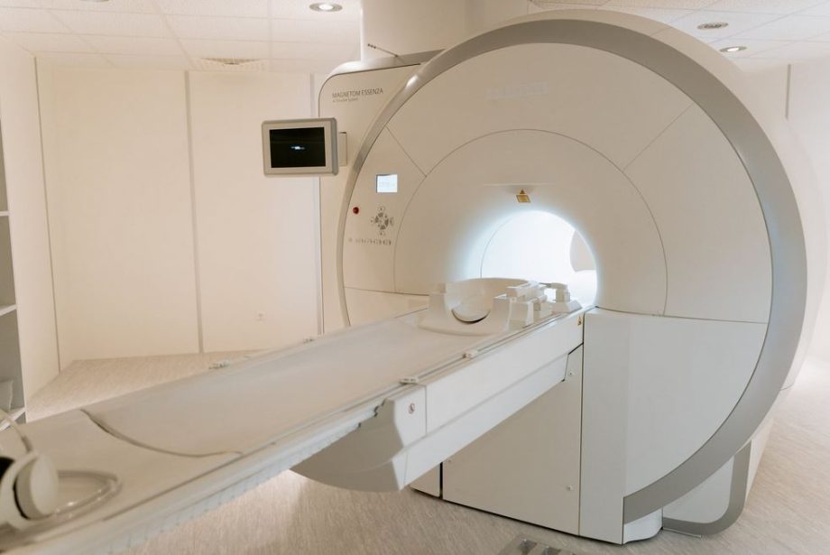 MRI