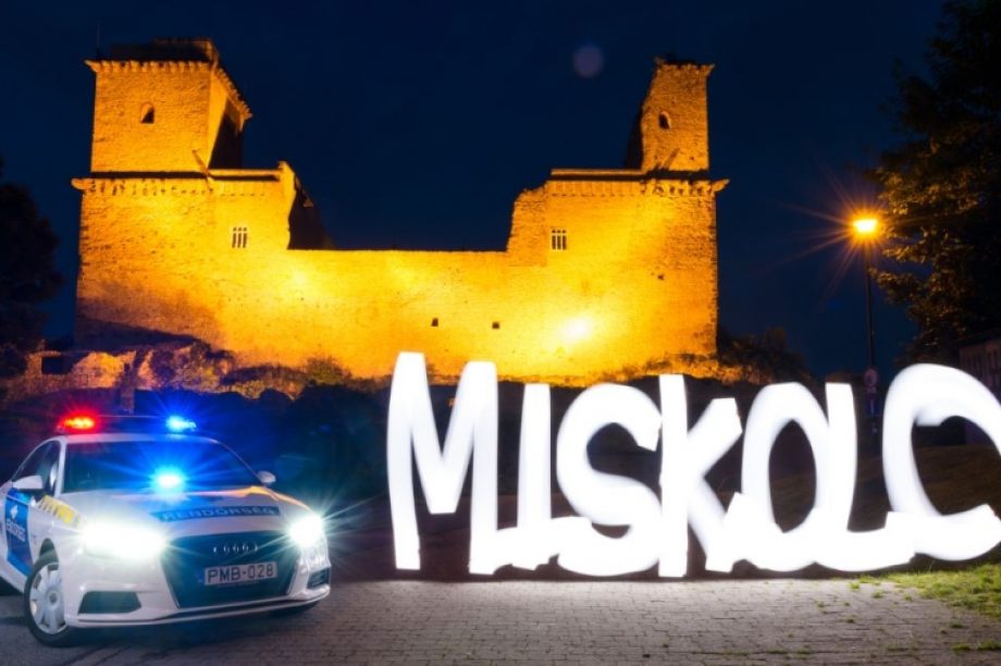 Miskolc+rendőrautó_13