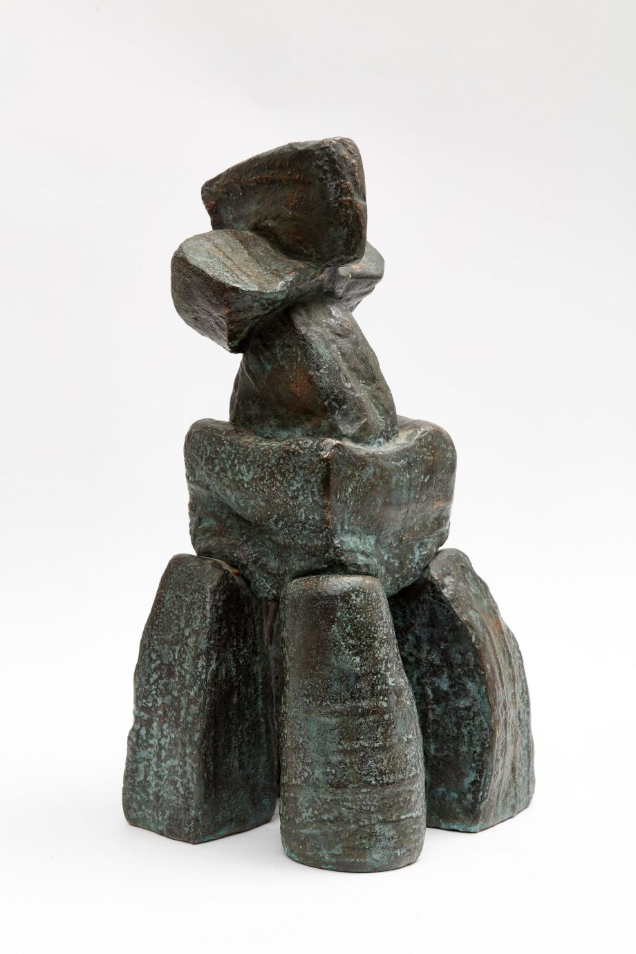 Nagy_monument(Anya)_1986_bronz_37x21x19cm_Magangyujtemeny_Franciaorszag másolata