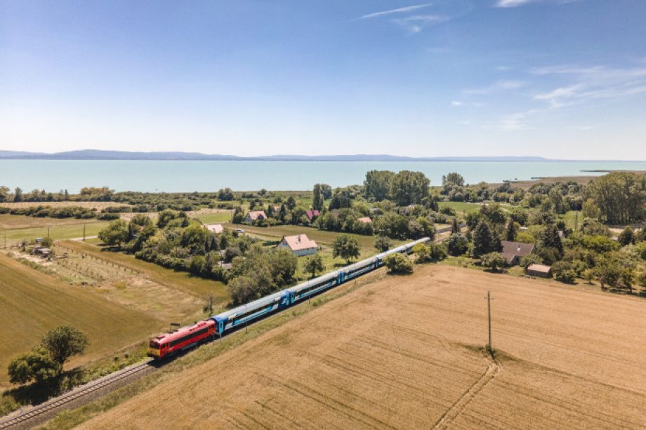 mav-start_utasellato_balaton_ic_dji_0150_1