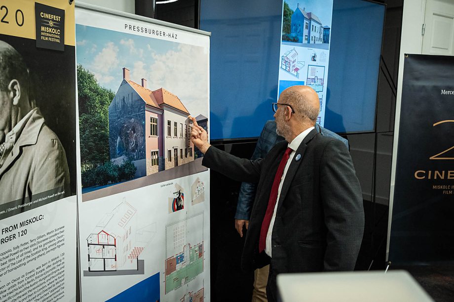 pressburger_haz_sajtotajekoztato_ovalis_240607_hcs-4